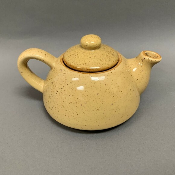 Pier 1 One Imports Stoneware Teapot Yellow Dishwasher Microwave Safe - Picture 4 of 10
